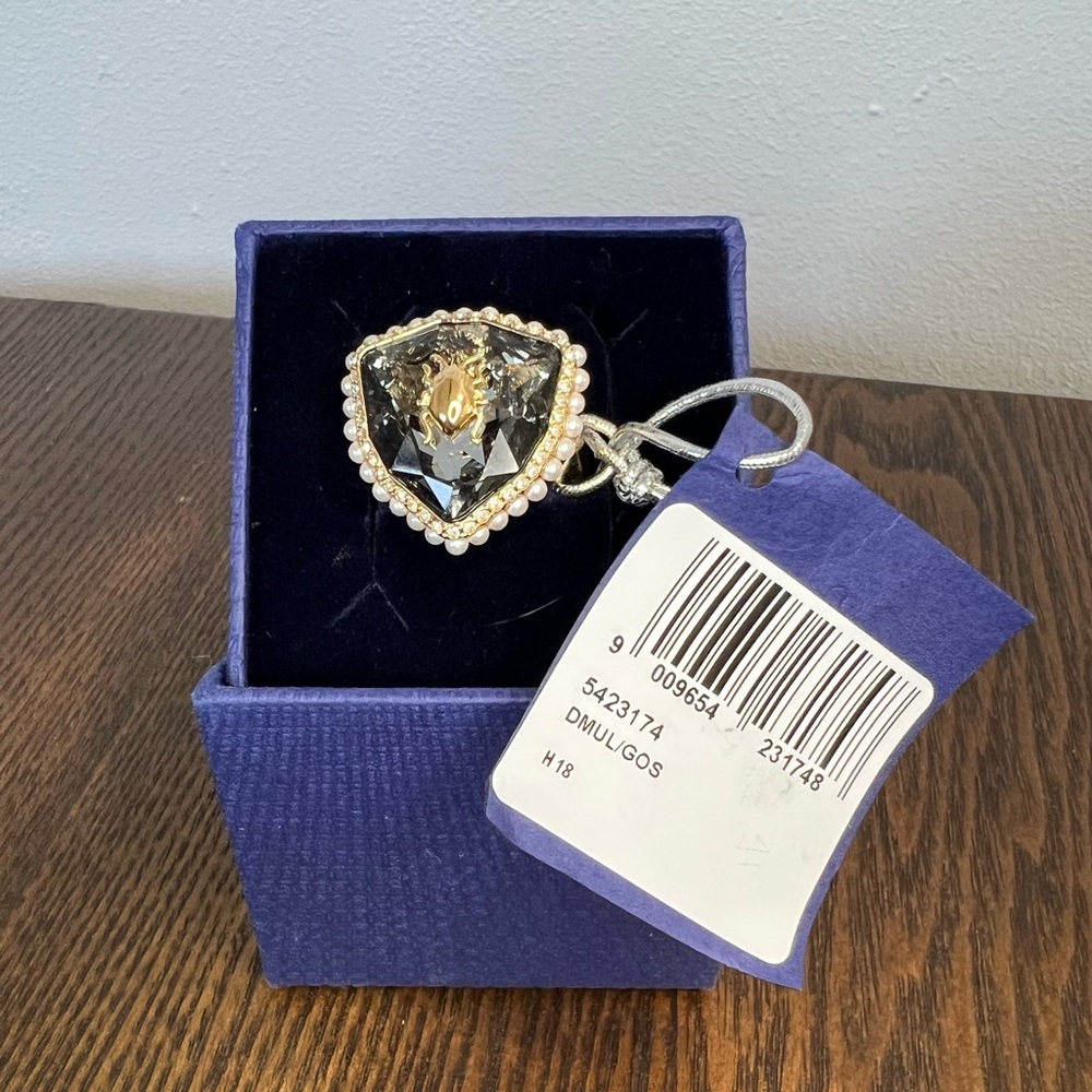 ⚜️ Swarovski Gold Plate & Pearl Scarab Beetle Crystal Cocktail Statement Ring ⚜️